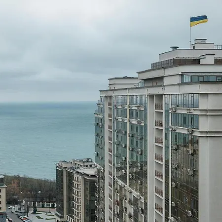 Vip 8 Pearl With Sea View, Two Bedroom Апартаменти Одеса